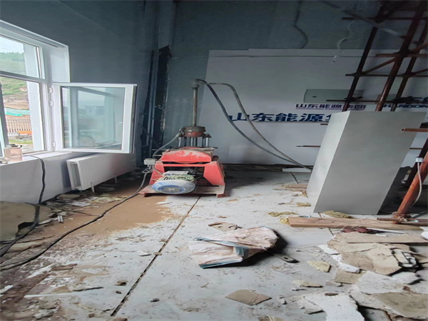 细河地基基础下沉墙体裂缝加固注浆顶升施工